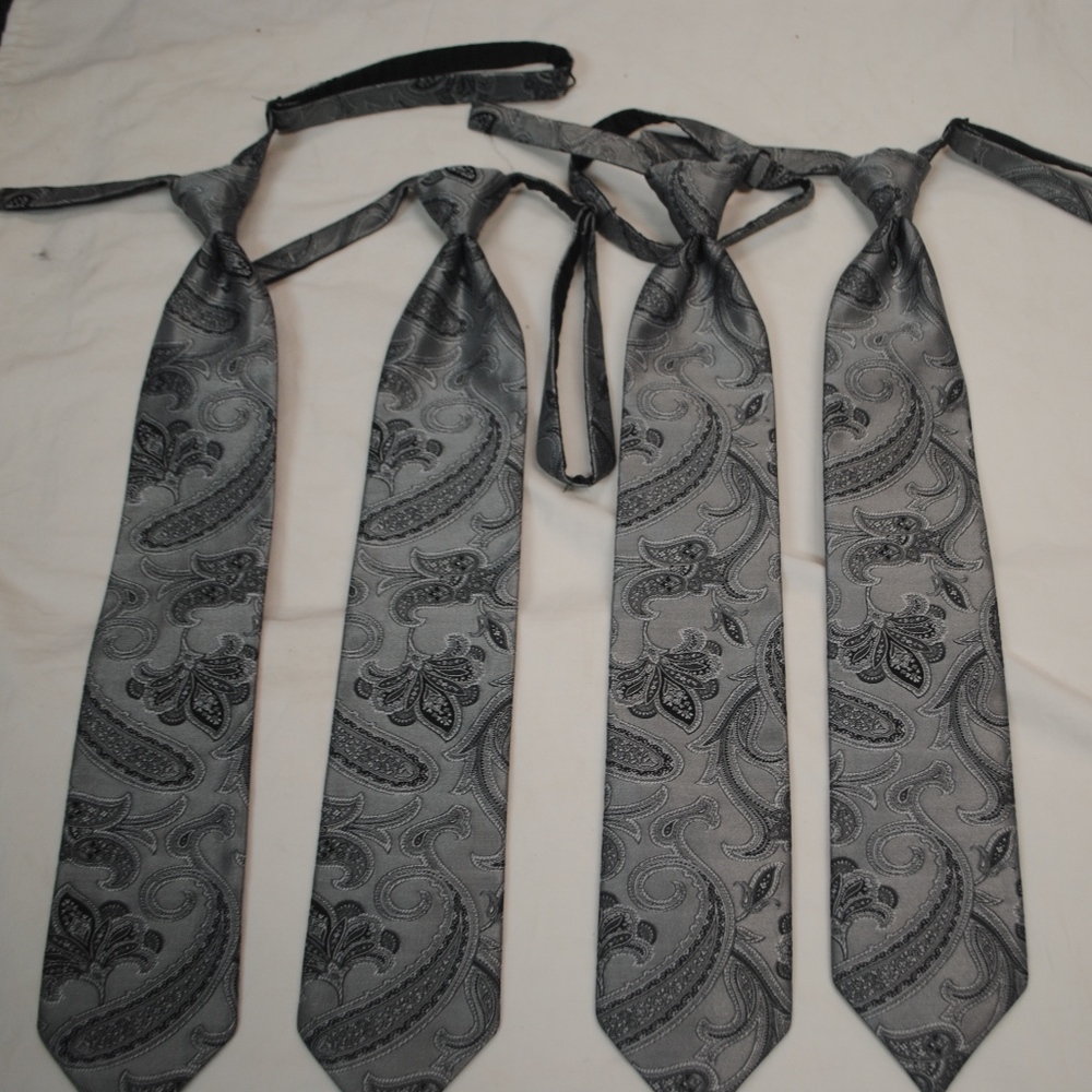 Bali Silver Tapestry Pre Tied Tuxedo Neckties